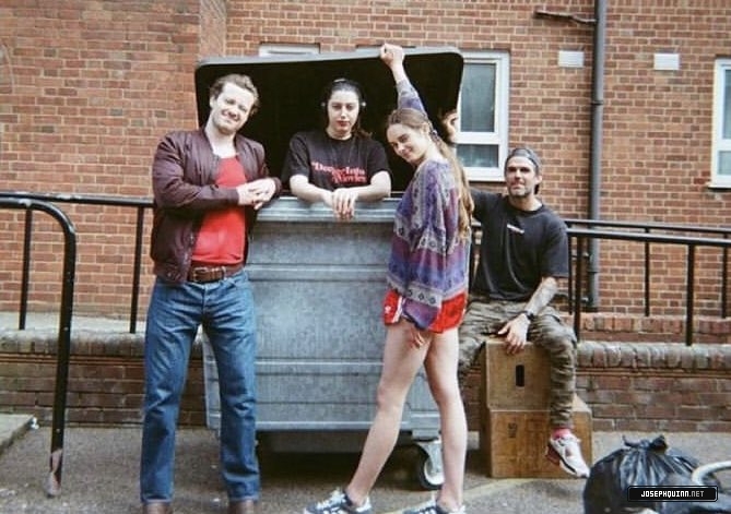 01.jpg