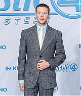 277.jpg