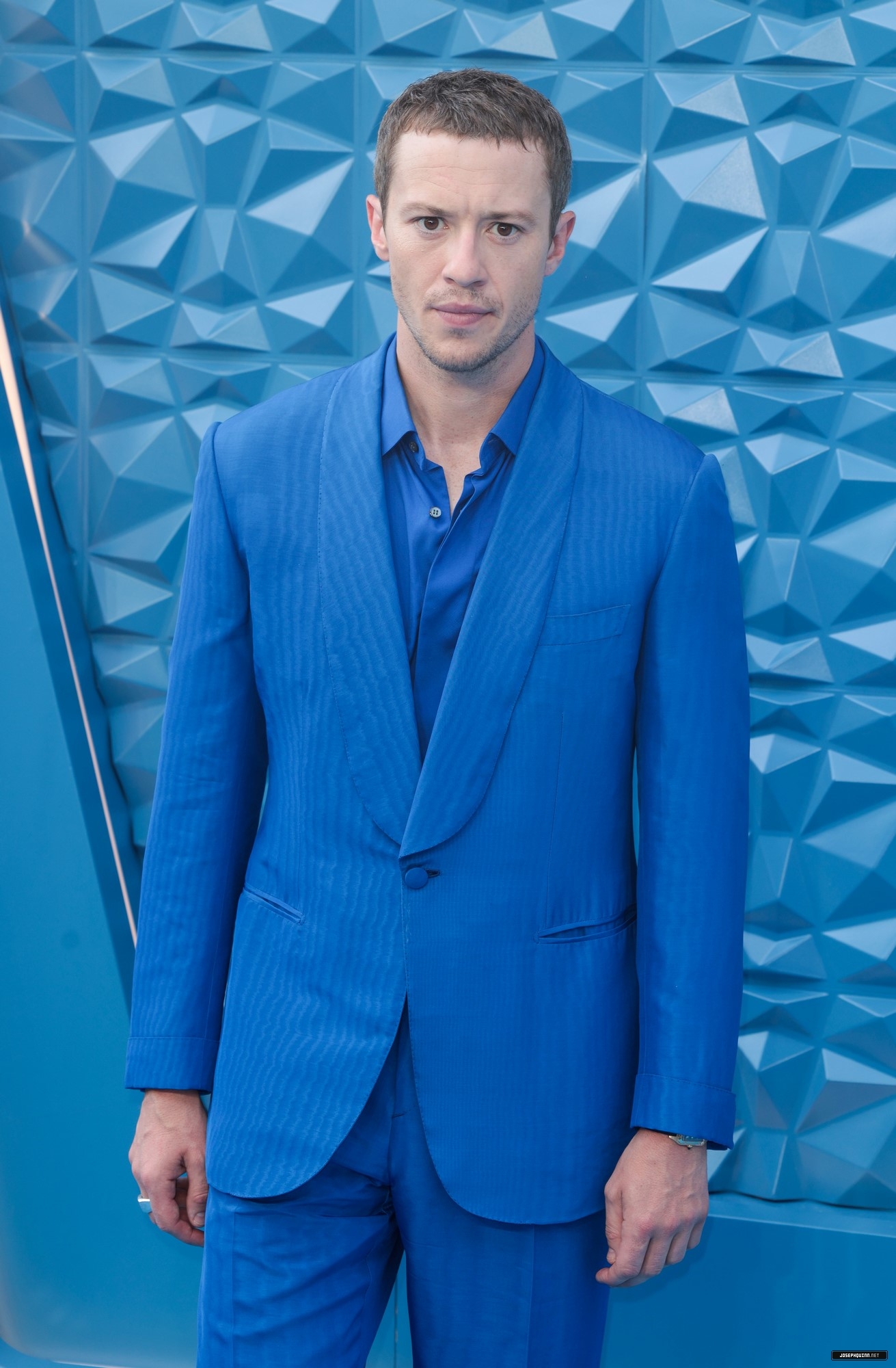 095.jpg