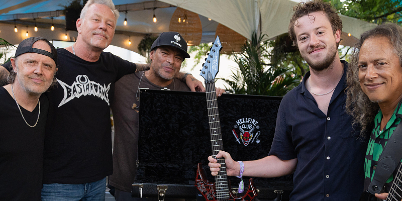 Photos/Videos: Joseph Quinn meets Metallica